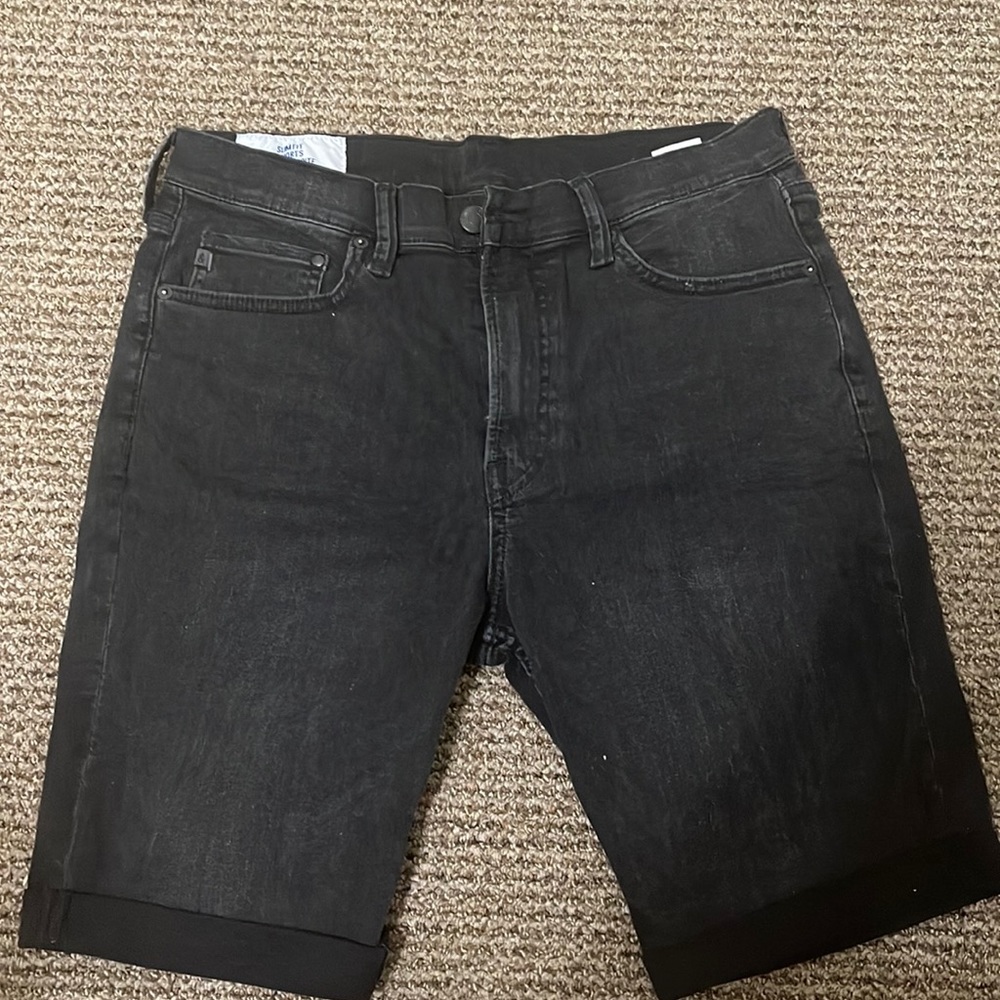 H&M men’s black Jean shorts